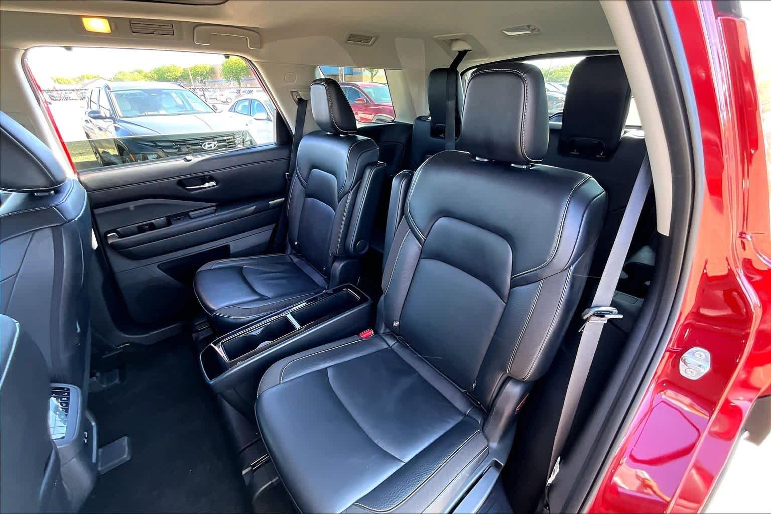 Used 2024 Scarlet Ember Nissan SL image 21