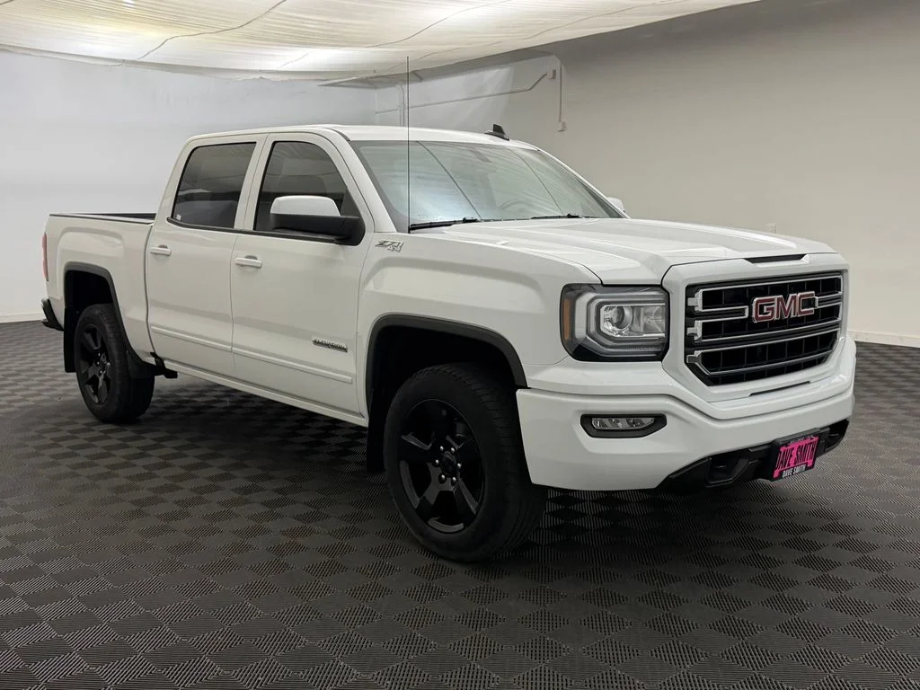 Used 2018 Summit White GMC SLE image 7