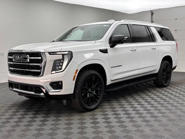 New 2026 Summit White GMC Elevation image 2