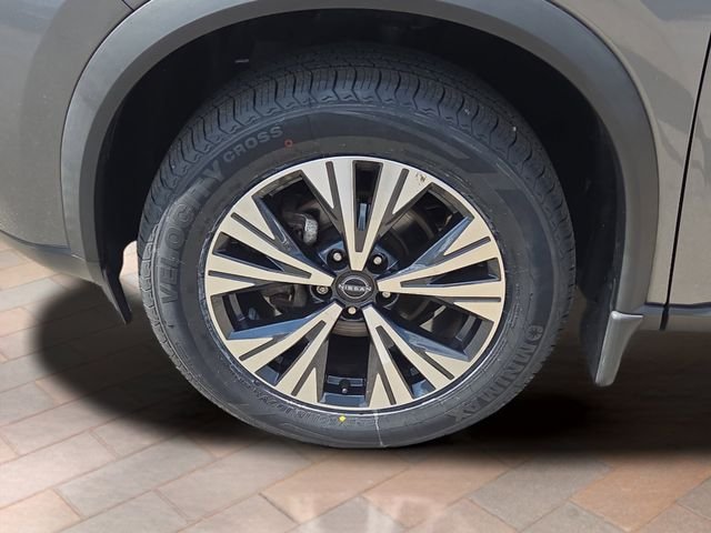 Used 2023 Gun Metallic Nissan SV image 26