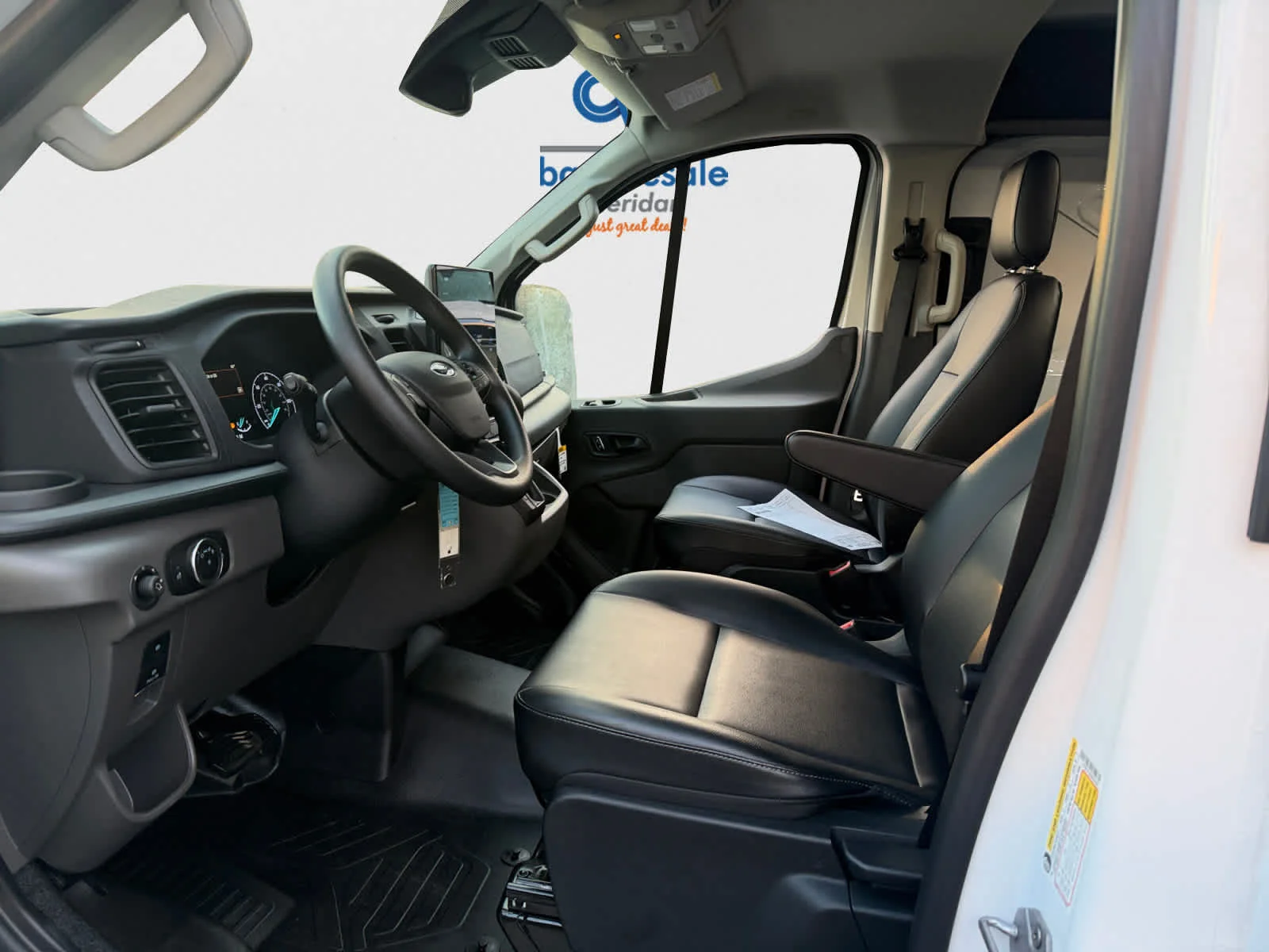 2025 Ford Transit Van Base - Photo 11