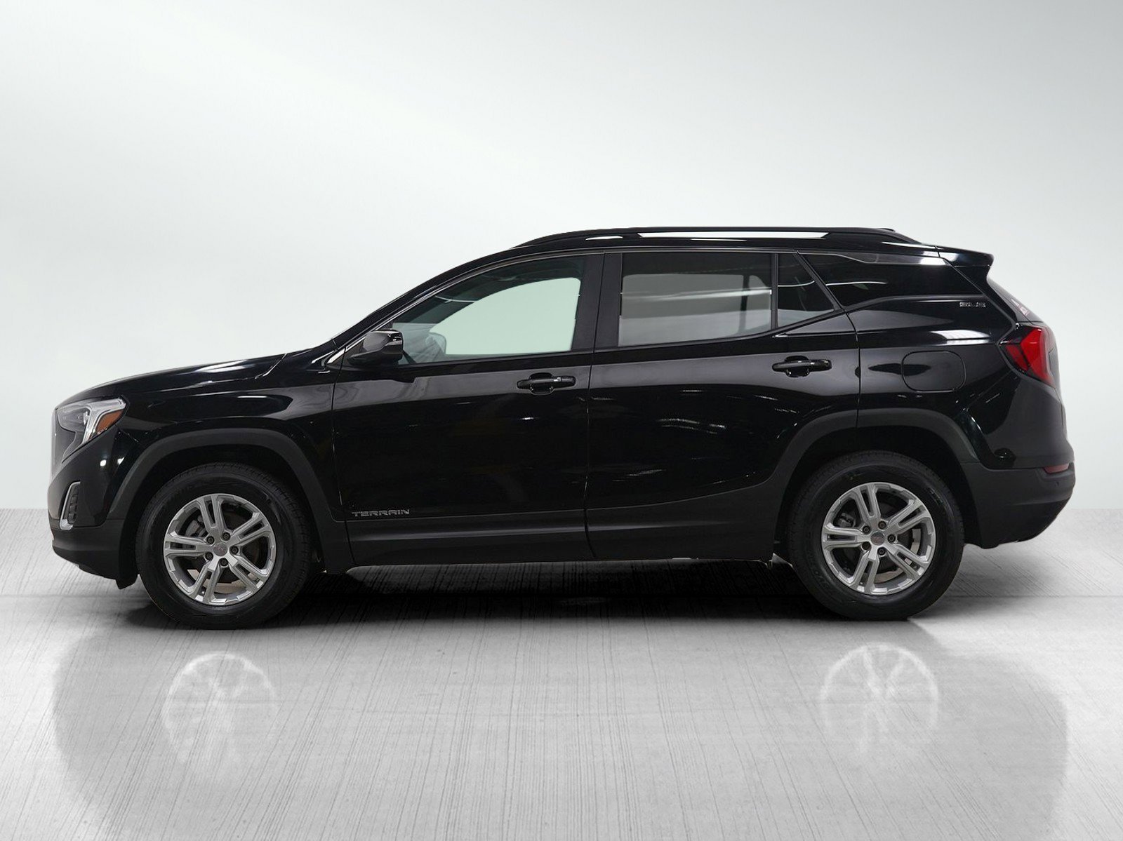 Used 2021 GMC Terrain SLE with VIN 3GKALTEV2ML355413 for sale in Bloomington, Minnesota