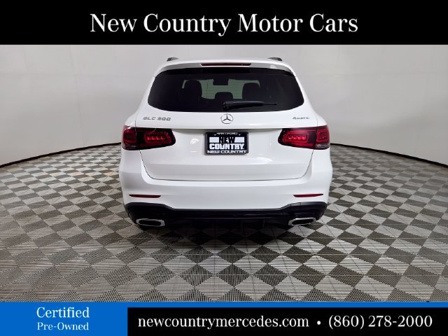 Used 2022  Mercedes-Benz GLC 300 image 4