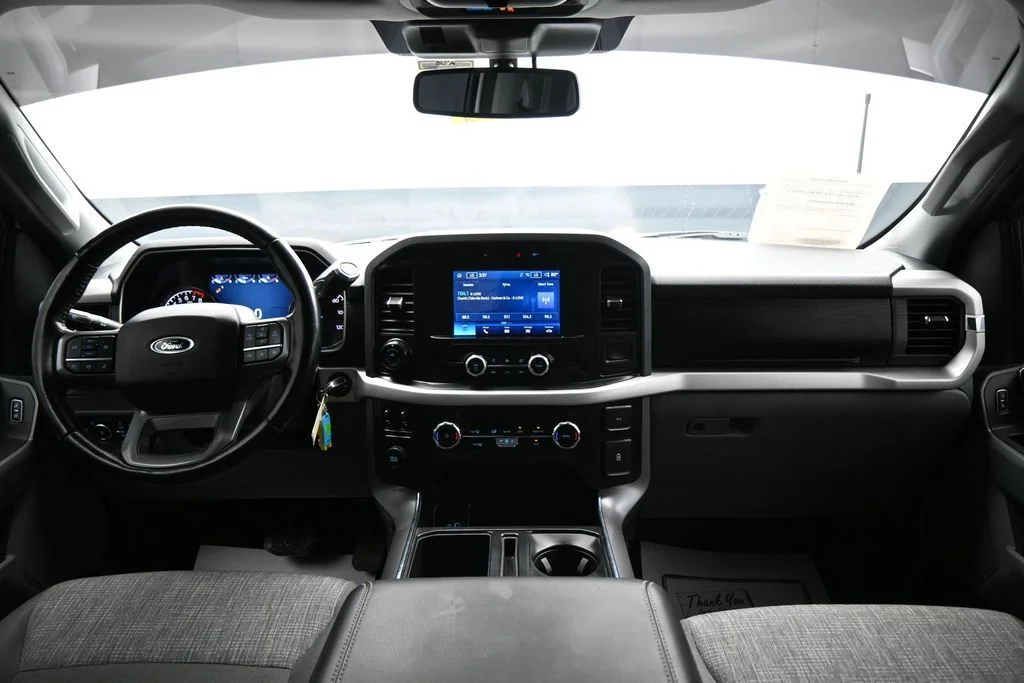 Used 2022 White Ford XLT image 12