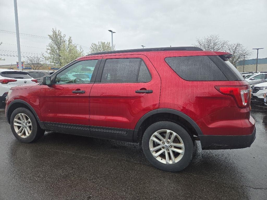 Used 2017 Ruby Red Metallic Ford  image 6