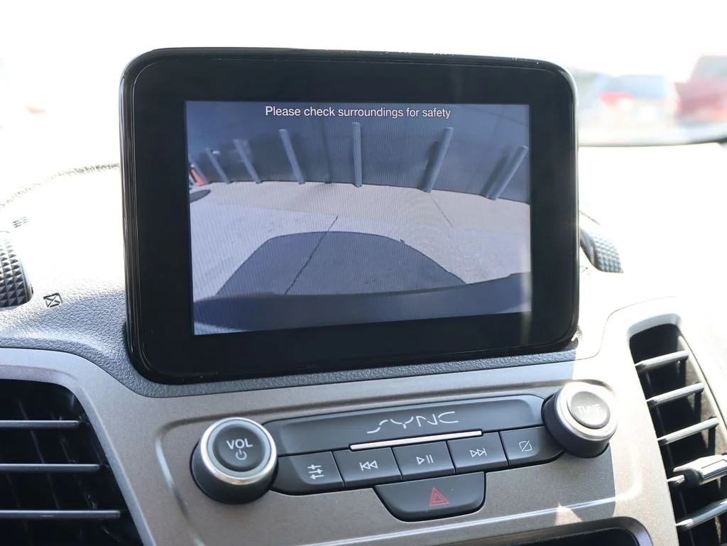 Used 2020 White Ford XL image 28