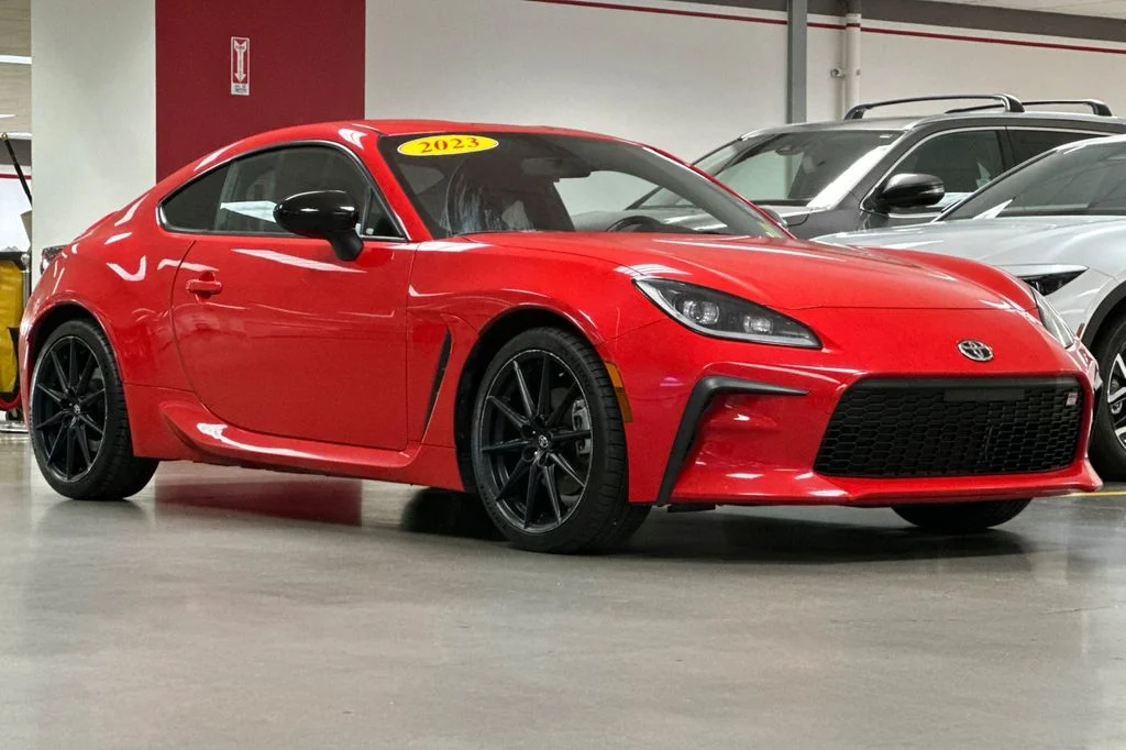 2023 Toyota GR86 Premium | CarEdge | CarEdge
