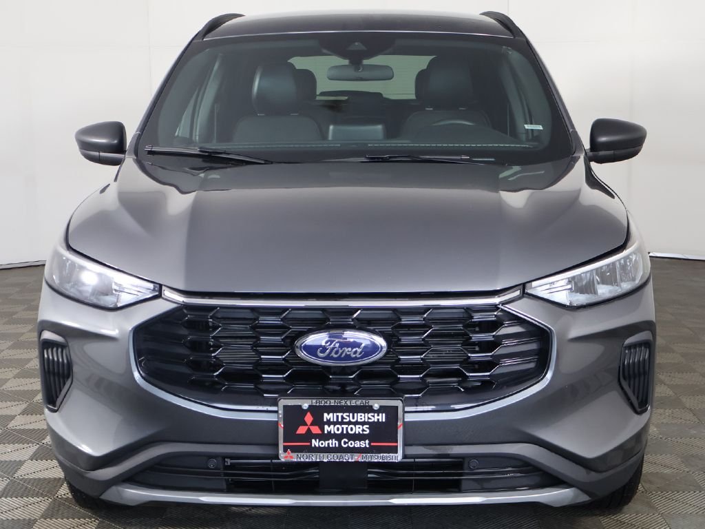 Used 2025 Gray Ford ST-Line image 10