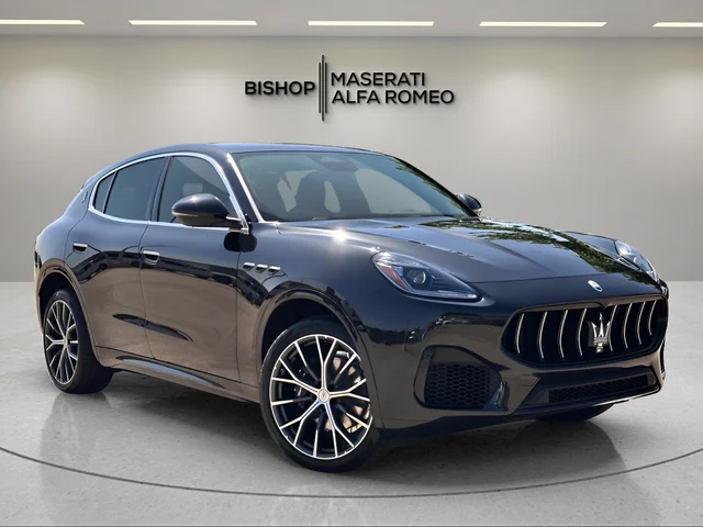 New 2025 Maserati Grecale Base