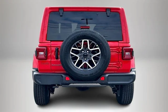 New 2026 Firecracker Red Clear-Coat Exterior Paint Jeep Sahara image 4
