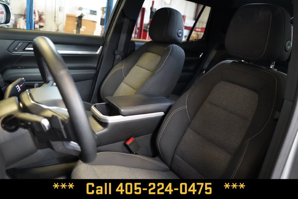 Used 2026 Sterling Metallic GMC Elevation image 18