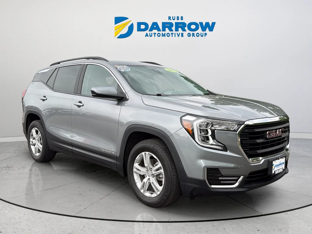 Used 2023 Silver GMC SLE image 7
