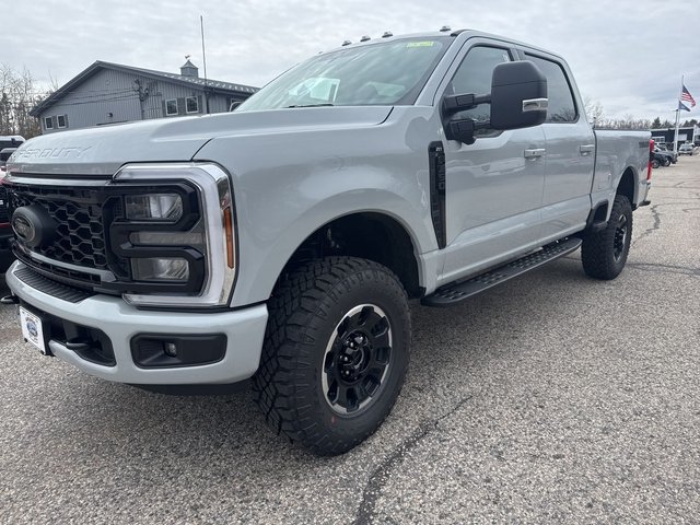 2026 Ford Super Duty F-350® XLT