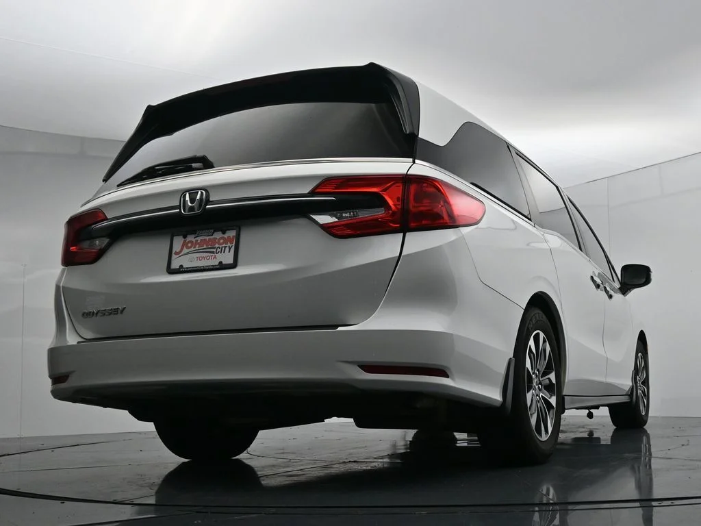Used 2022  Honda EX-L image 35