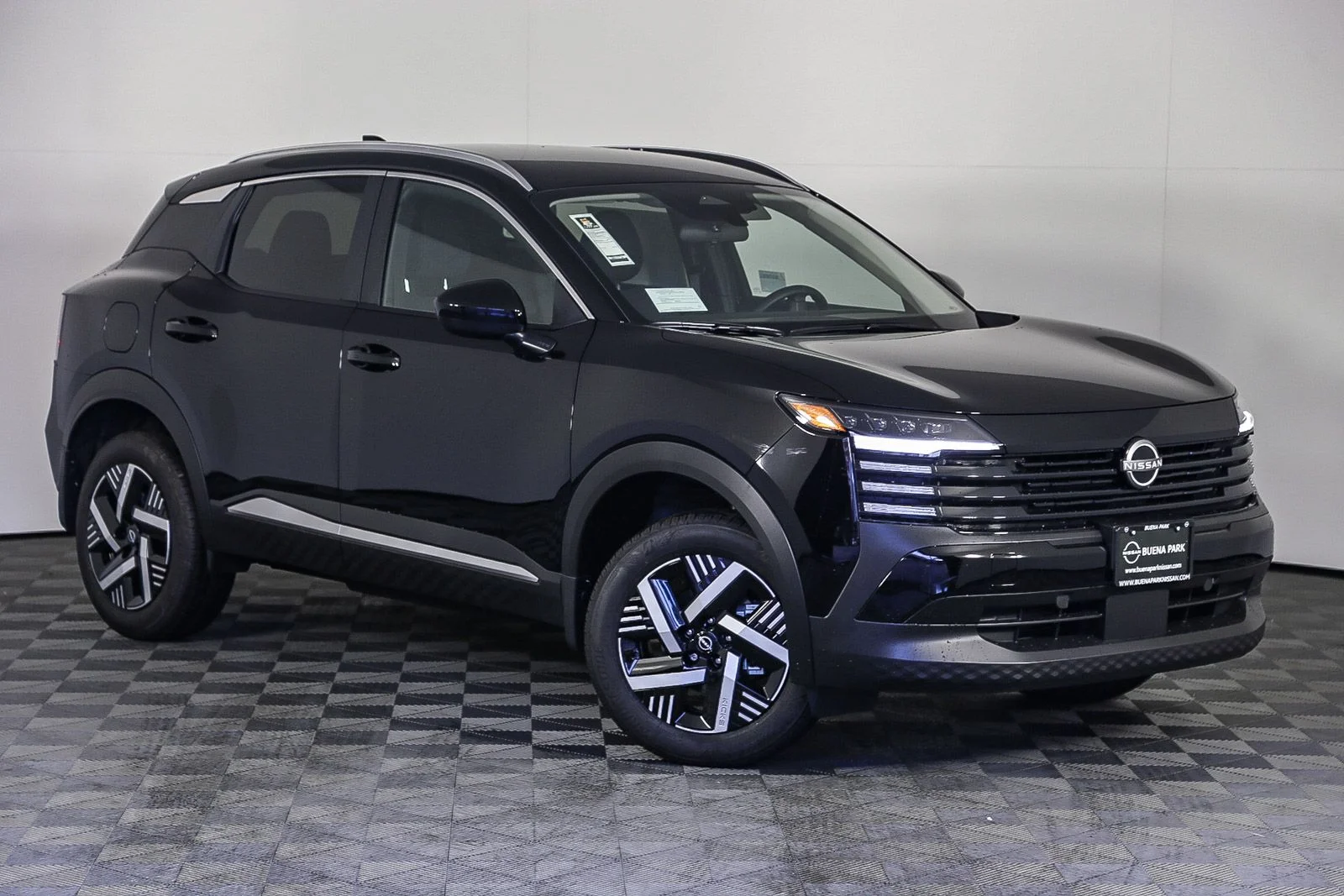 2026 Nissan KICKS