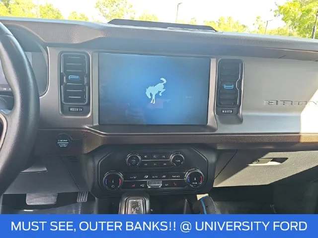 Used 2022 Green Ford Outer Banks image 19