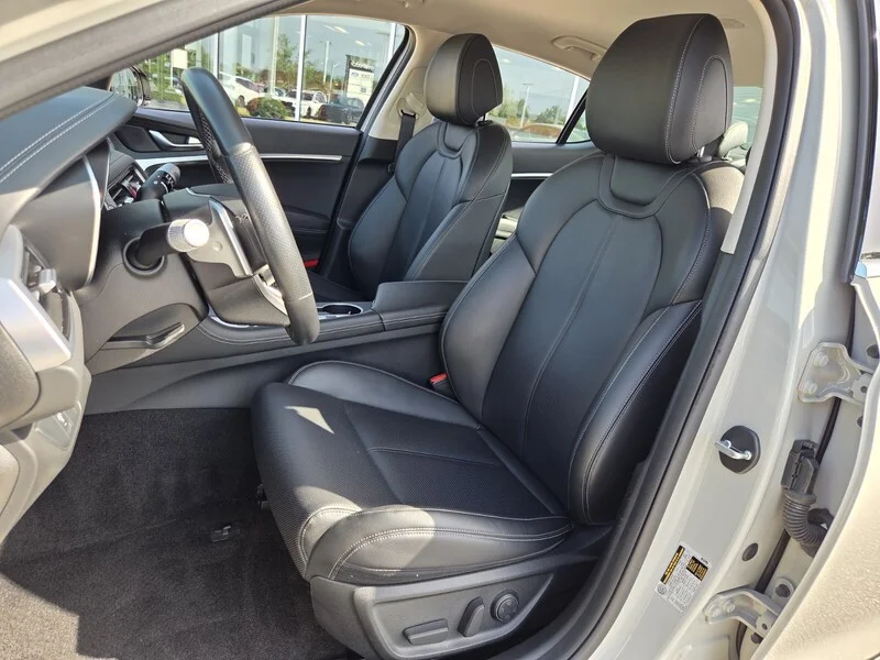 Used 2025 Gray GENESIS 2.5T RWD image 8