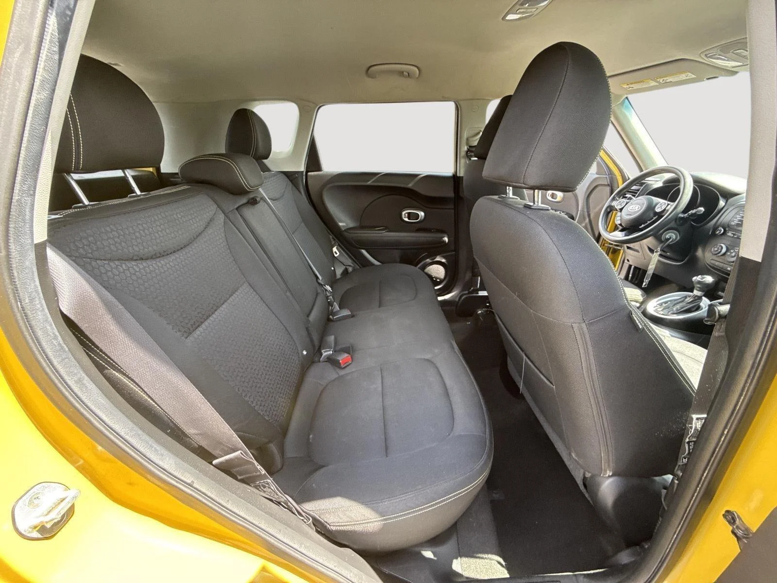 Used 2014 Solar Yellow Kia + image 5