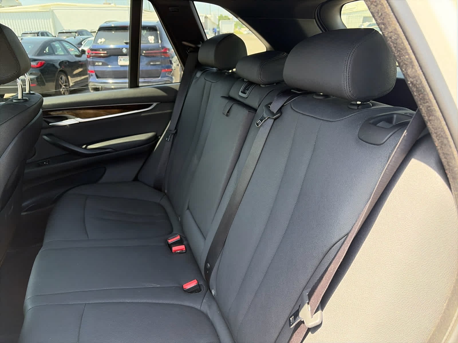 Used 2018 Alpine White BMW sDrive35i image 9