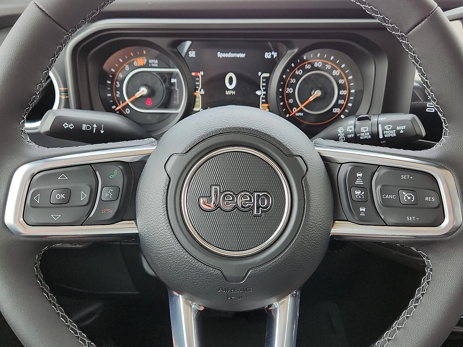 New 2026 Black Clear-Coat  Paint Jeep 4-DOOR SAHARA image 19