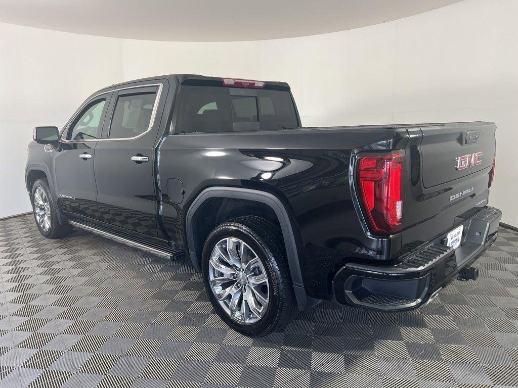 Used 2025 Onyx Black GMC Denali image 29