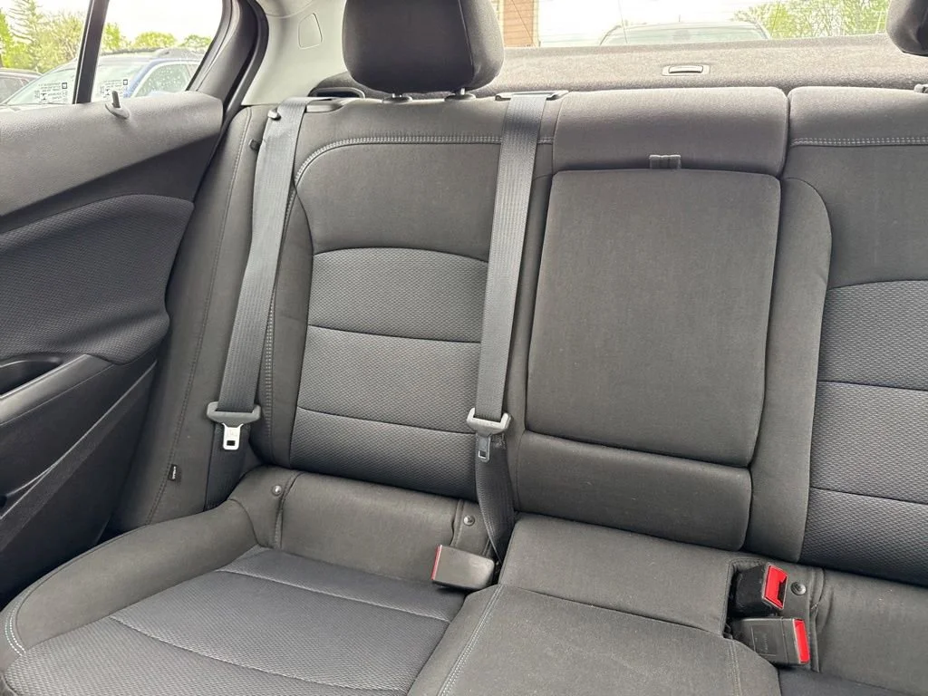 Used 2019 CAJUN RED TINTCOAT Chevrolet LT image 12