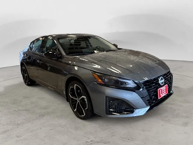 New 2026 Gray Nissan 2.5 SR image 8