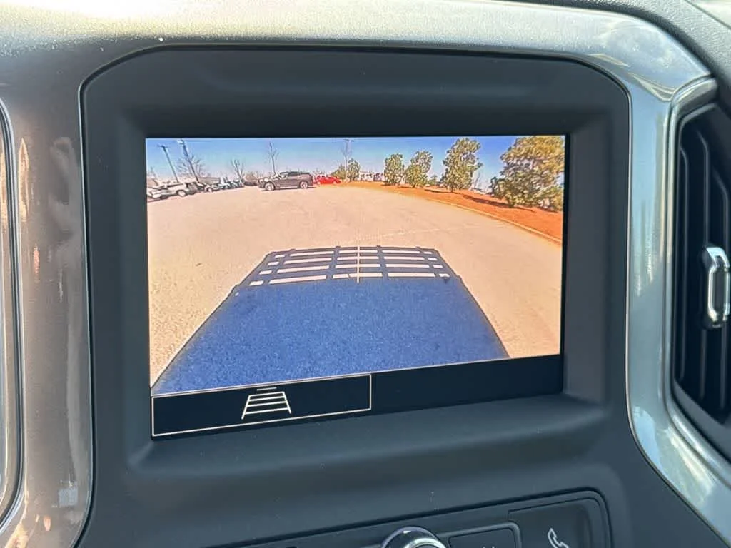 2025 GMC Sierra 3500HD Pro - Photo 7