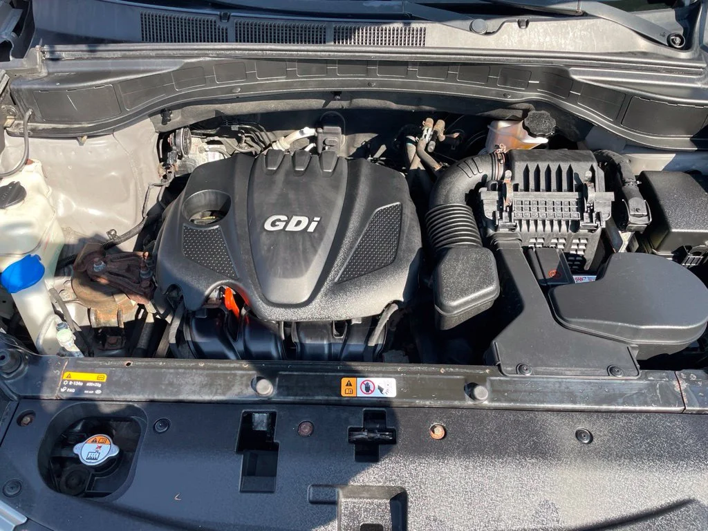 Used 2015 Gray Hyundai Base image 27