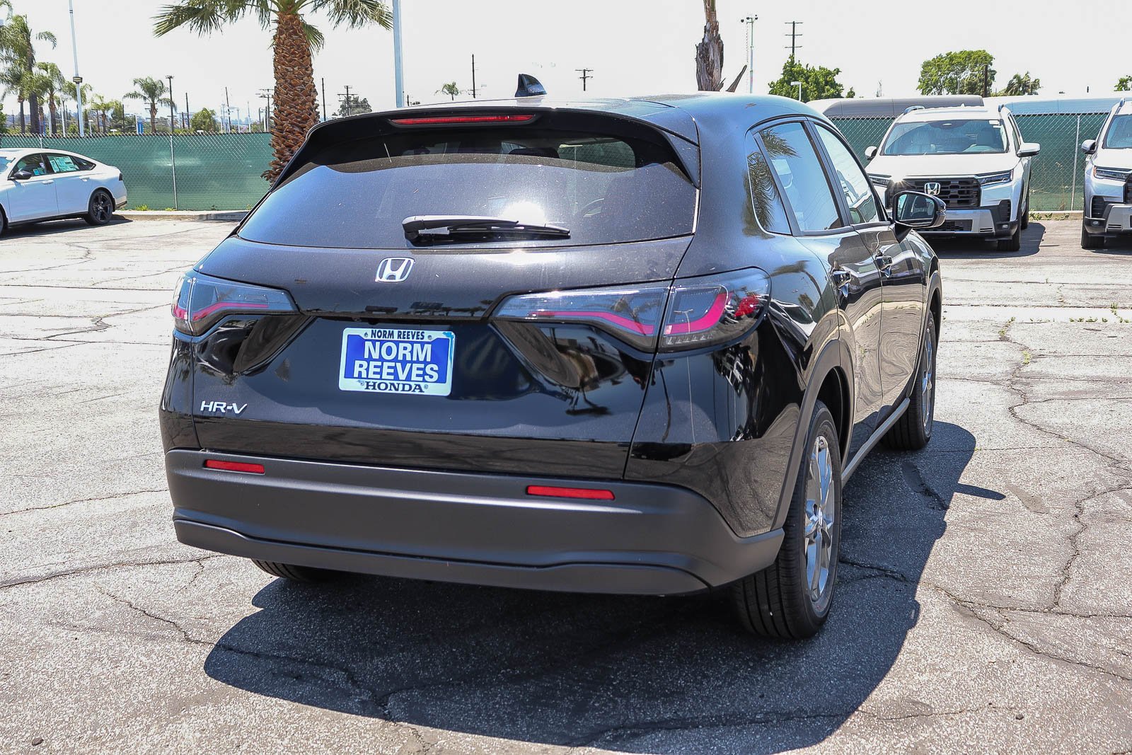 New 2027 Crystal Black Pearl Honda LX 2WD CVT image 9