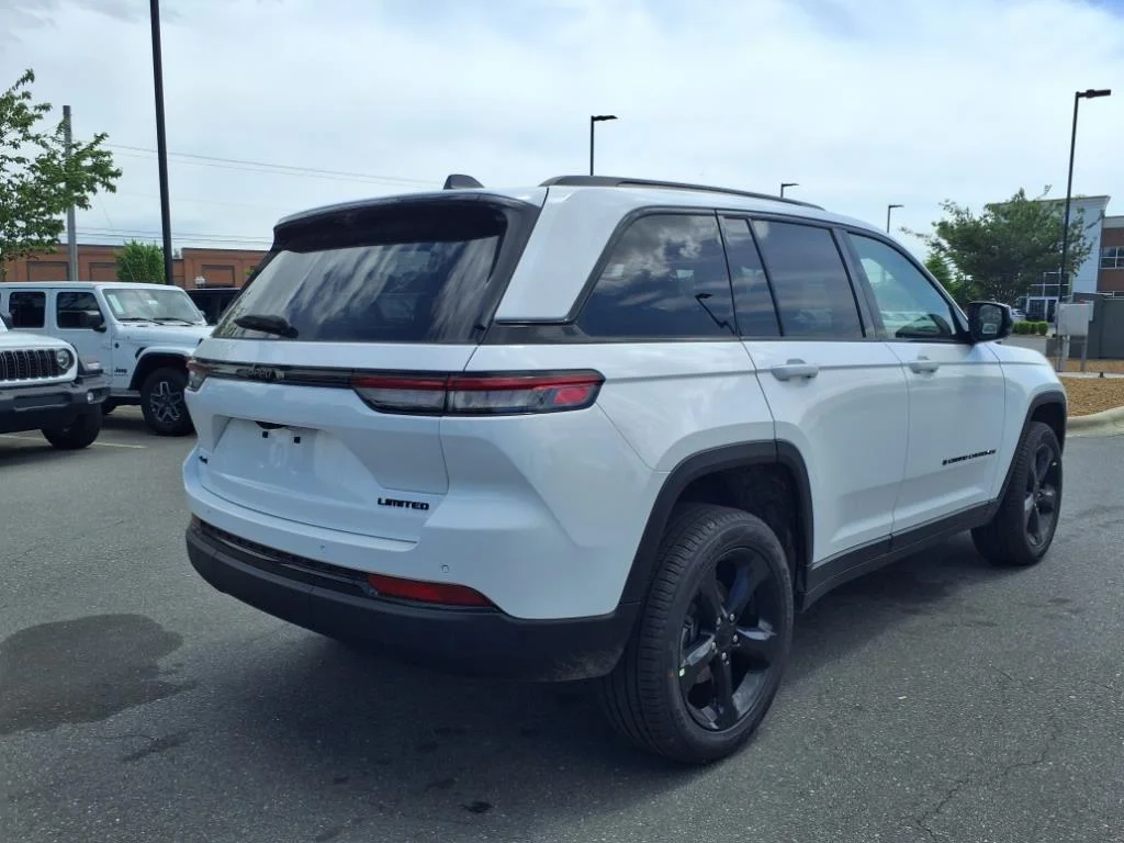 2025 Jeep Grand Cherokee Limited - Photo 18