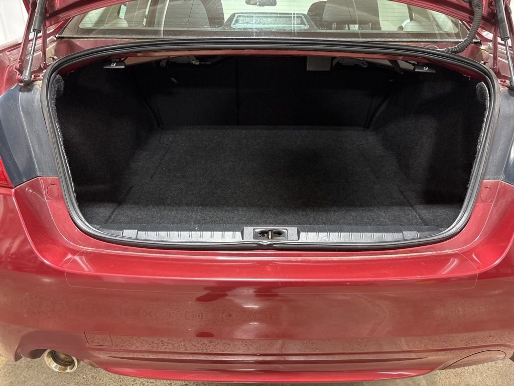 Used 2016 Red Subaru 2.5i image 17