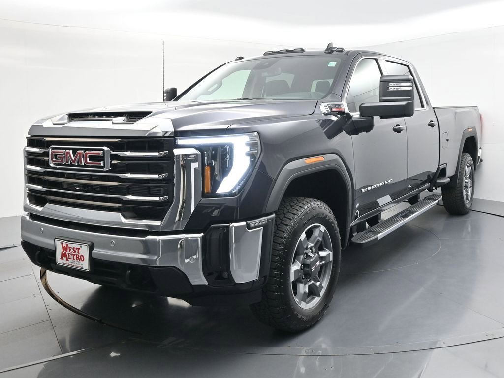 2026 GMC Sierra 4WD Crew Cab Standard Box SLE's photo