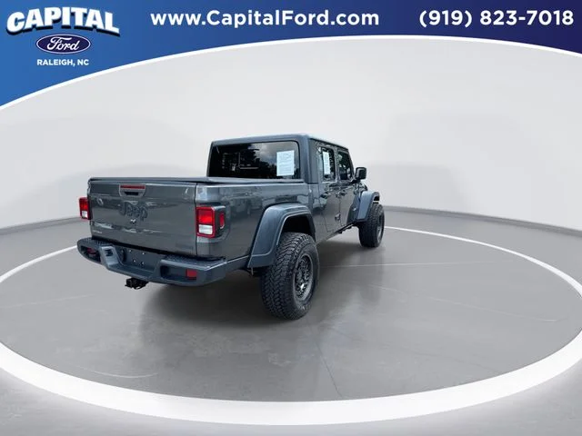 Used 2020 Gray Jeep Sport image 8