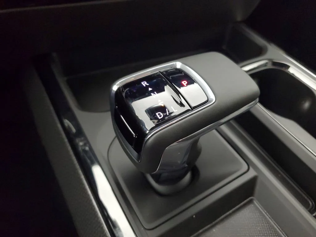 2026 Chevrolet Silverado 1500 ZR2 - Photo 20