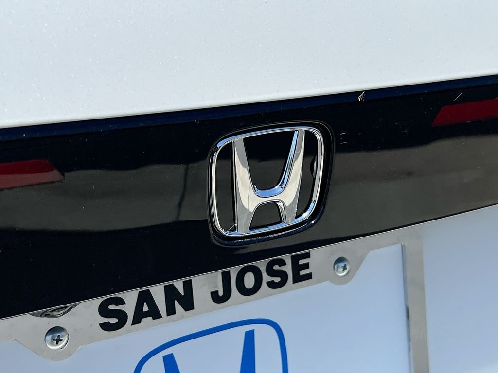 New 2026 Platinum White Pearl Honda SE image 18