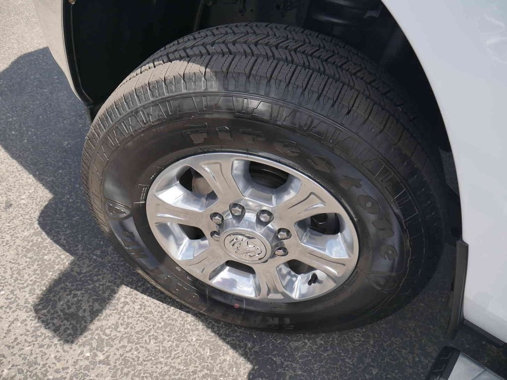 Used 2022 White Ram Big Horn image 13