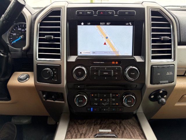 Used 2017 Tan Ford Lariat image 17