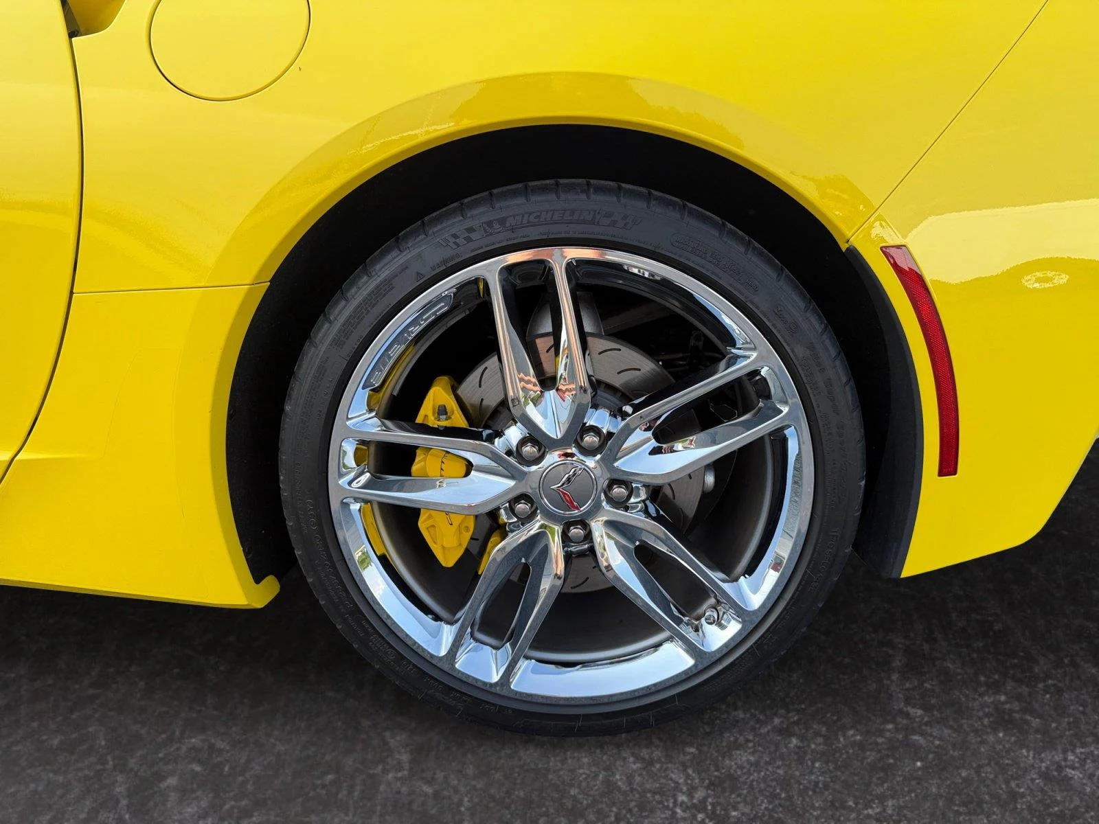 Used 2016 Corvette Racing Yellow Tintcoat Chevrolet Z51 3LT image 22