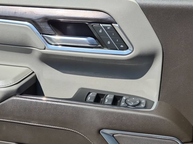 2024 Chevrolet Silverado 1500 LTZ - Photo 15