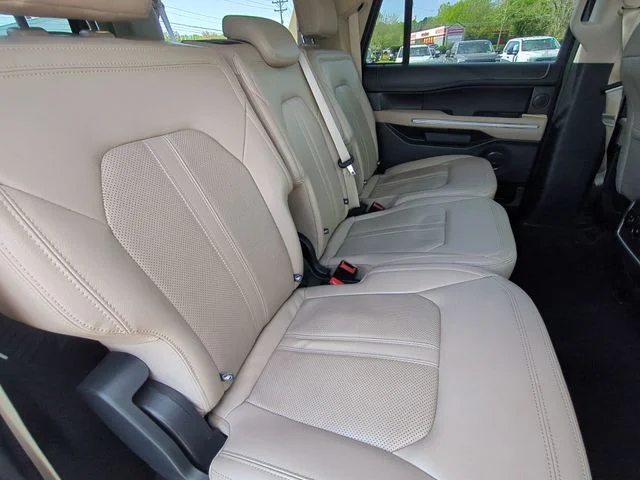 Used 2023 White Ford Limited image 33