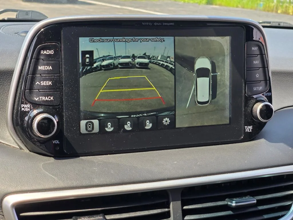 Used 2021 Black Hyundai Ultimate image 27