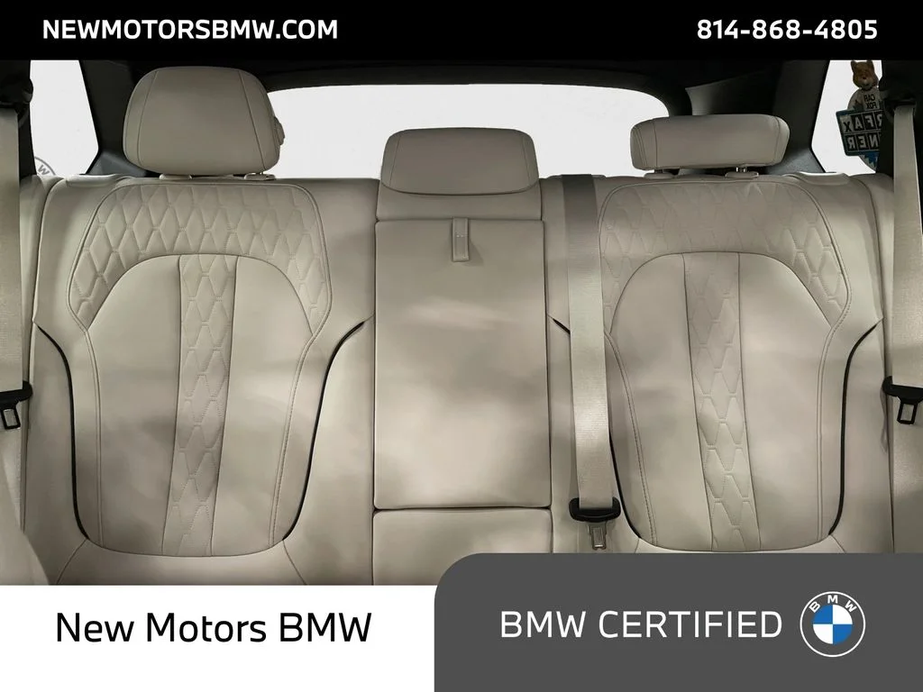 Used 2024 Black Sapphire Metallic BMW xDrive40i image 13