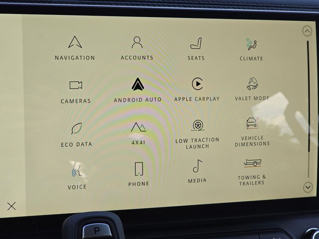 New 2026 Santorini Black Land Rover X-Dynamic SE image 29