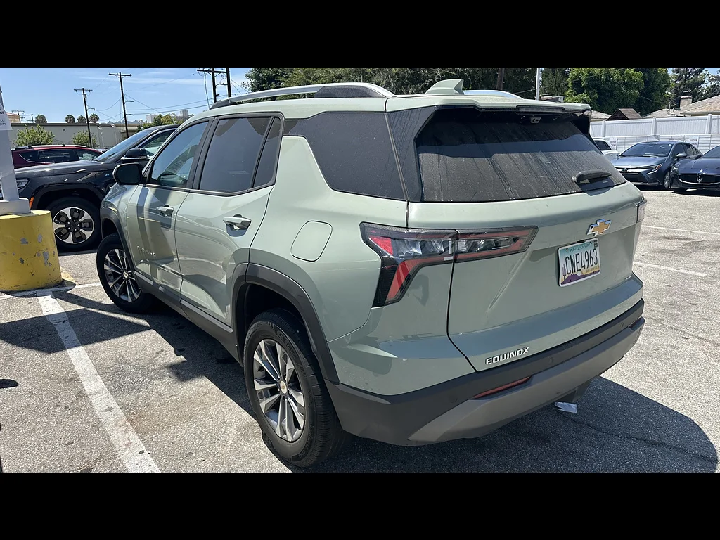 Used 2025 Cacti Green Chevrolet LT image 3