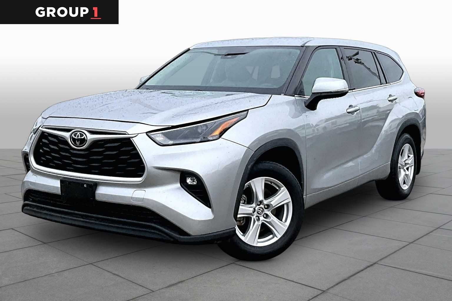 2022 Toyota Highlander LE