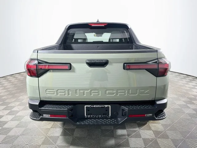 New 2027 Green Hyundai SE image 4