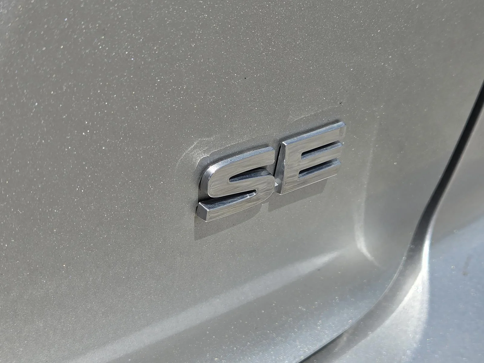 Used 2025 Alloy Silver Metallic Mitsubishi SE S-AWC image 8