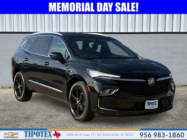 2024 Buick Enclave Essence AWD's photo