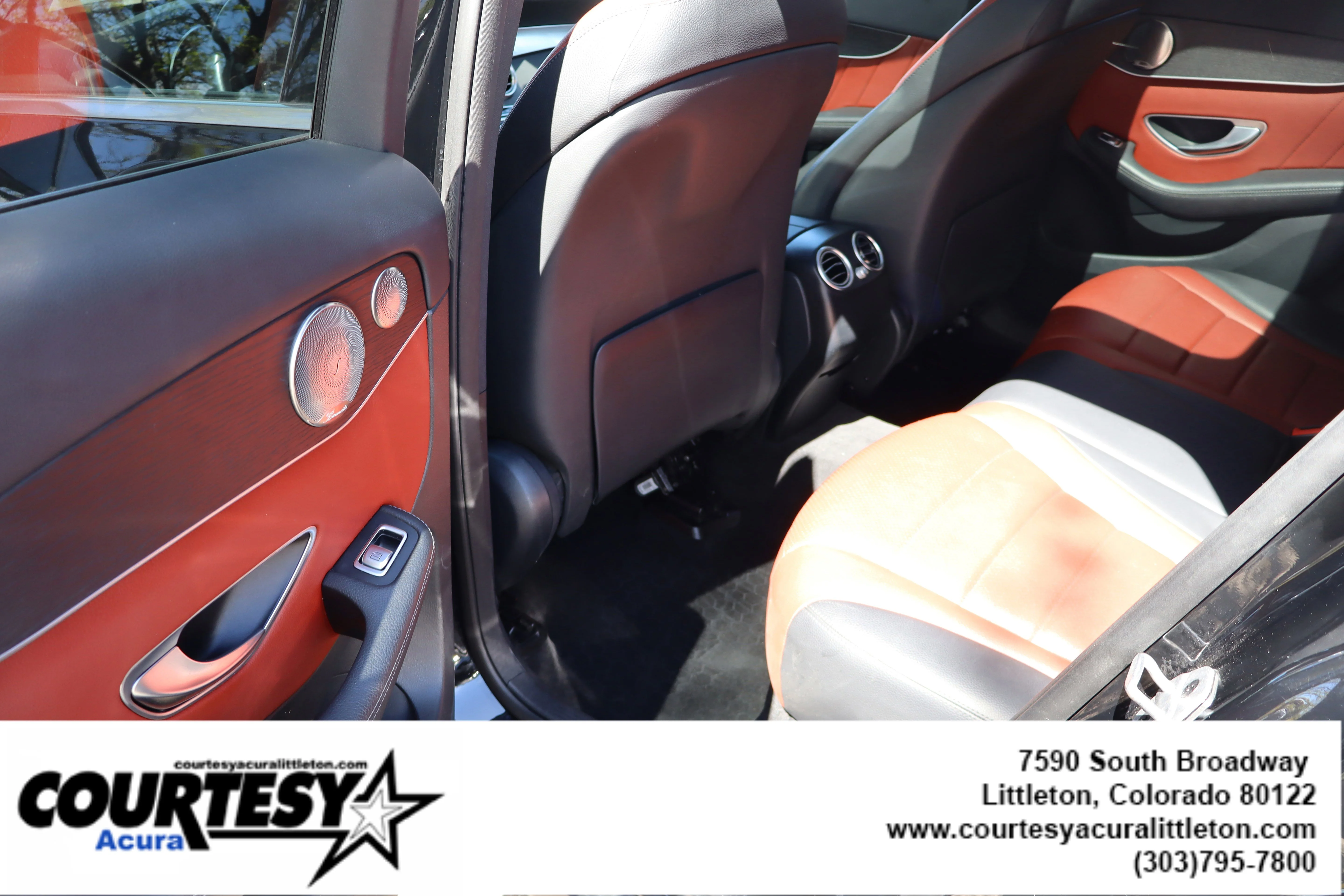 Used 2021 Black Mercedes-Benz GLC 300 image 26